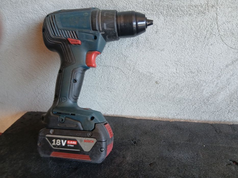 A parafusadora BOSCH profissional completa