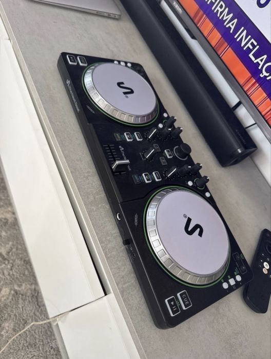 Controldora Dj The Next Beat by Tiësto