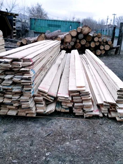 Продаж стропил дошки сосни пиломатеріалу дешево