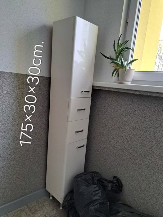 Szafka łazienkowa
