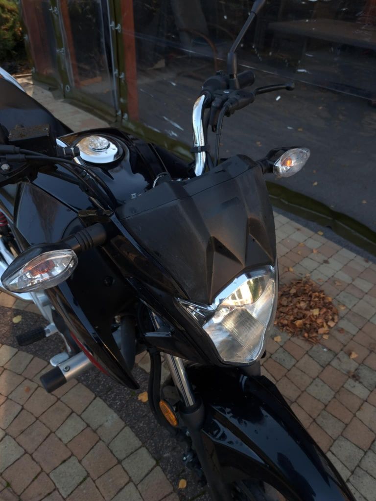 Moto Honda 125 cbf