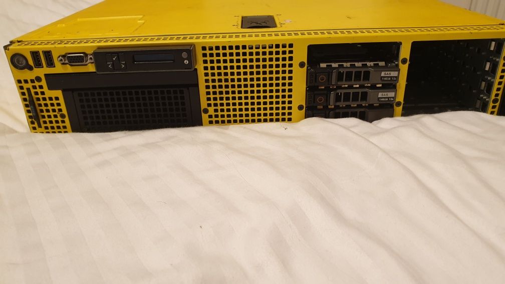 Serwer Dell R710