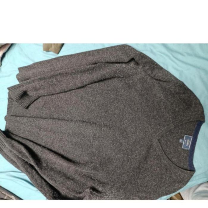 Кашемір Куртки, сорочки, штани, светр, джинси, кросівки