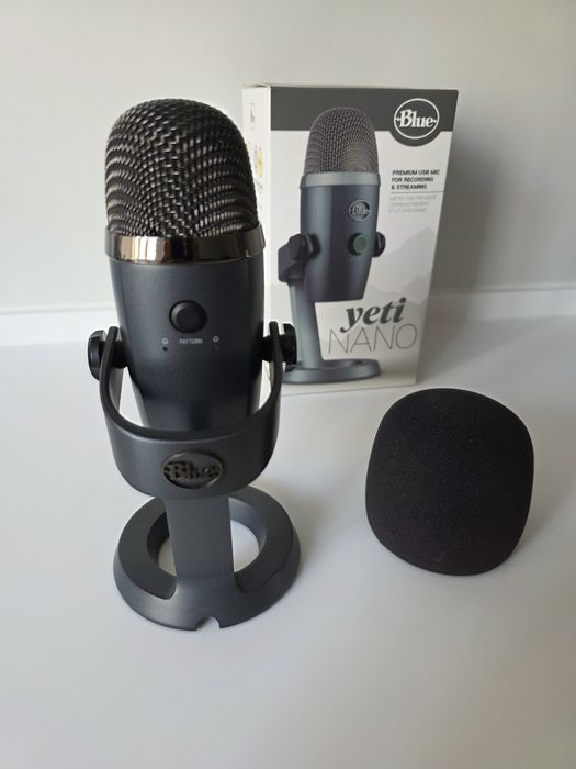 Microfone Logitech for Creators Blue Yeti Nano USB