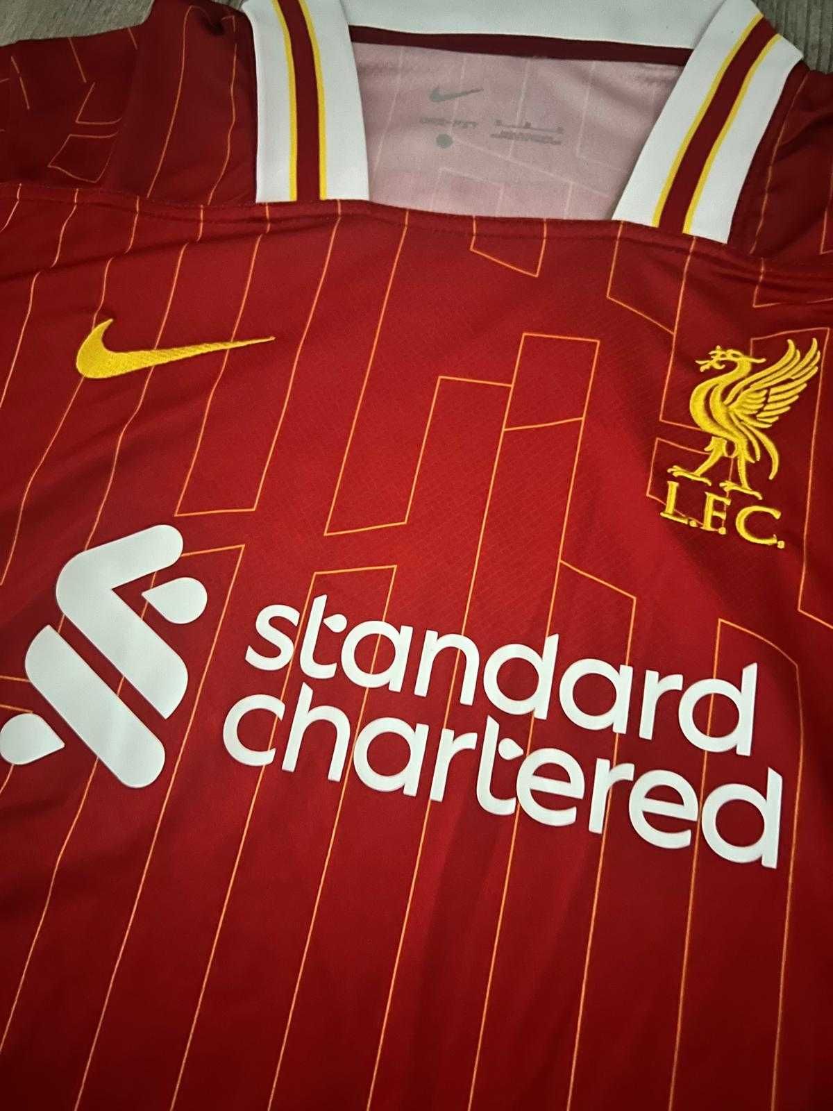 Koszulka Liverpool FC rozmiar XL  Nowa w super cenie
