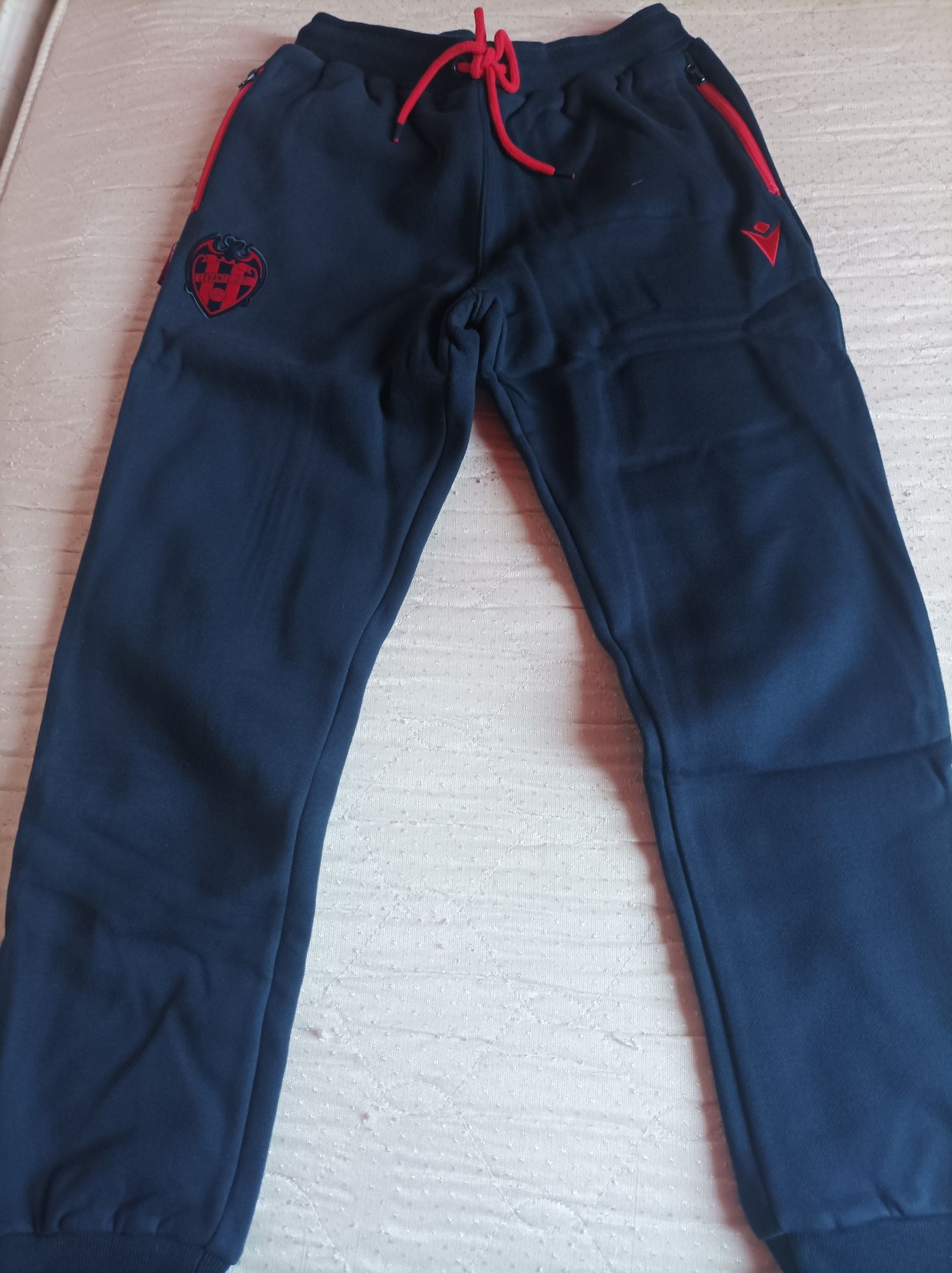 Młodzieżowy dres piłkarski Macron JXL