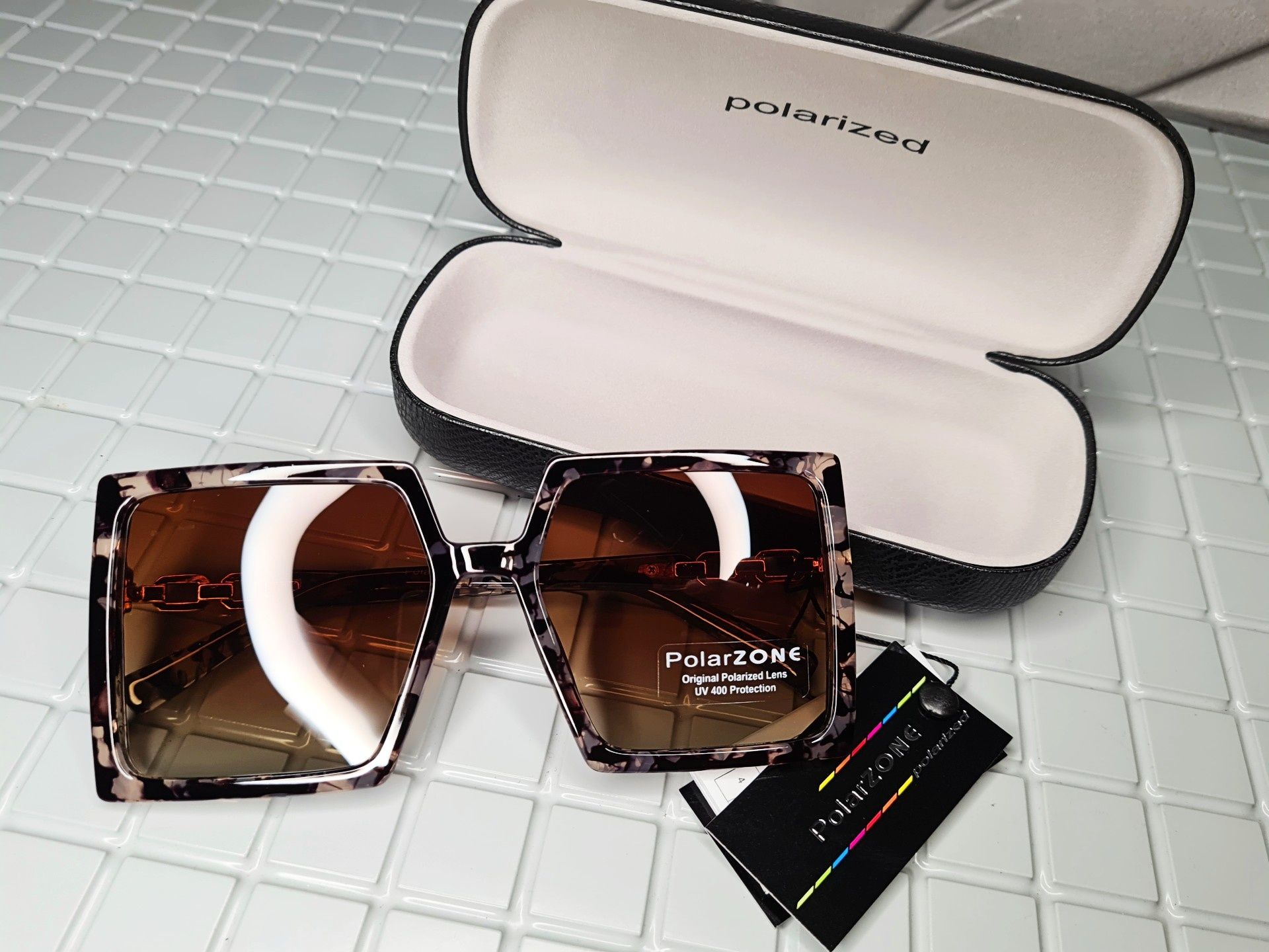 Nowe modne okulary przeciwsłoneczne damskie PolarZONE - moda
