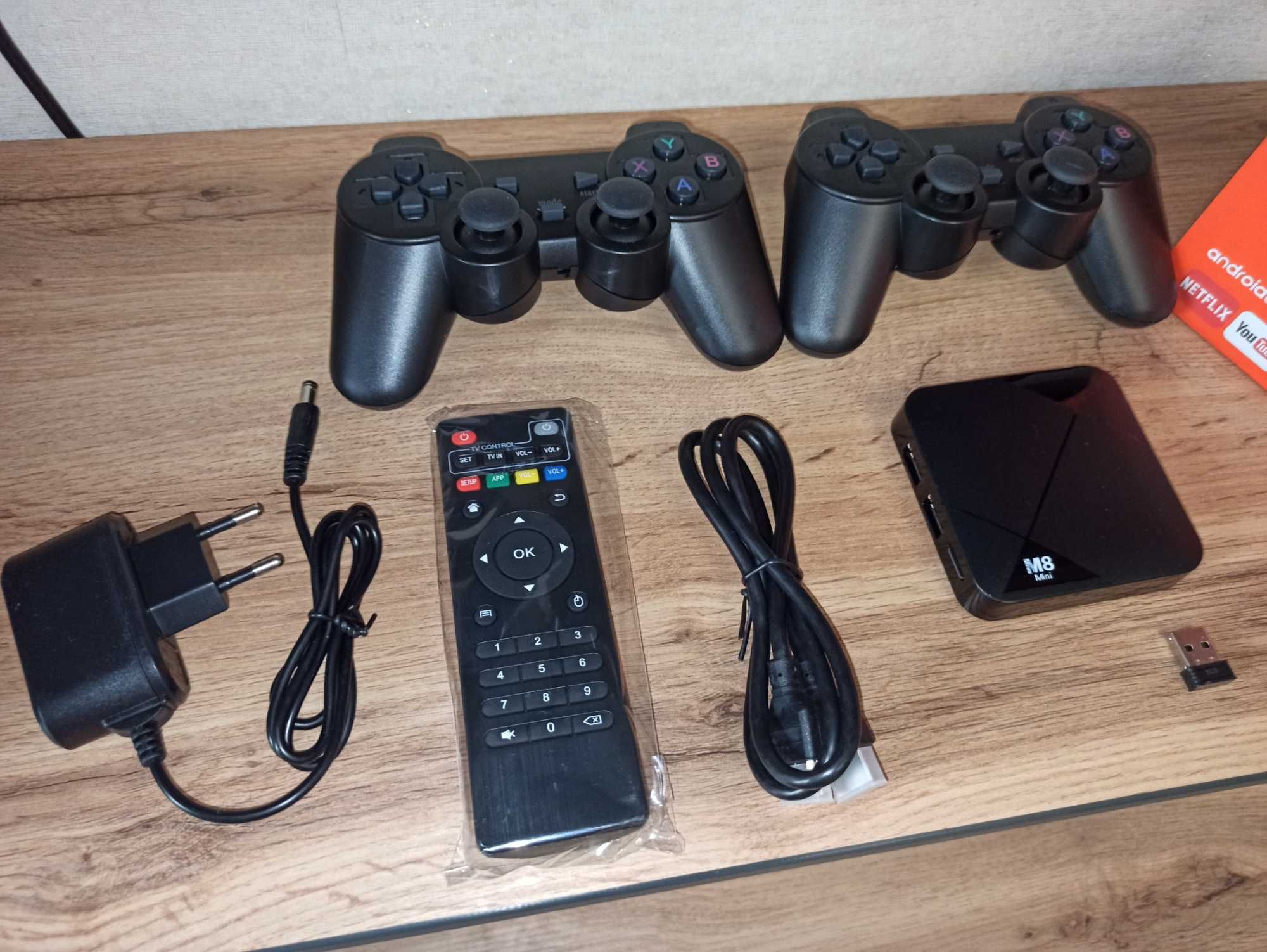 M8 Mini універсальна Смарт приставка для ігор, фільмів і Smart TV