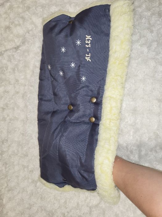 Муфти, рукавиці на коляску сірого кольору на овчині