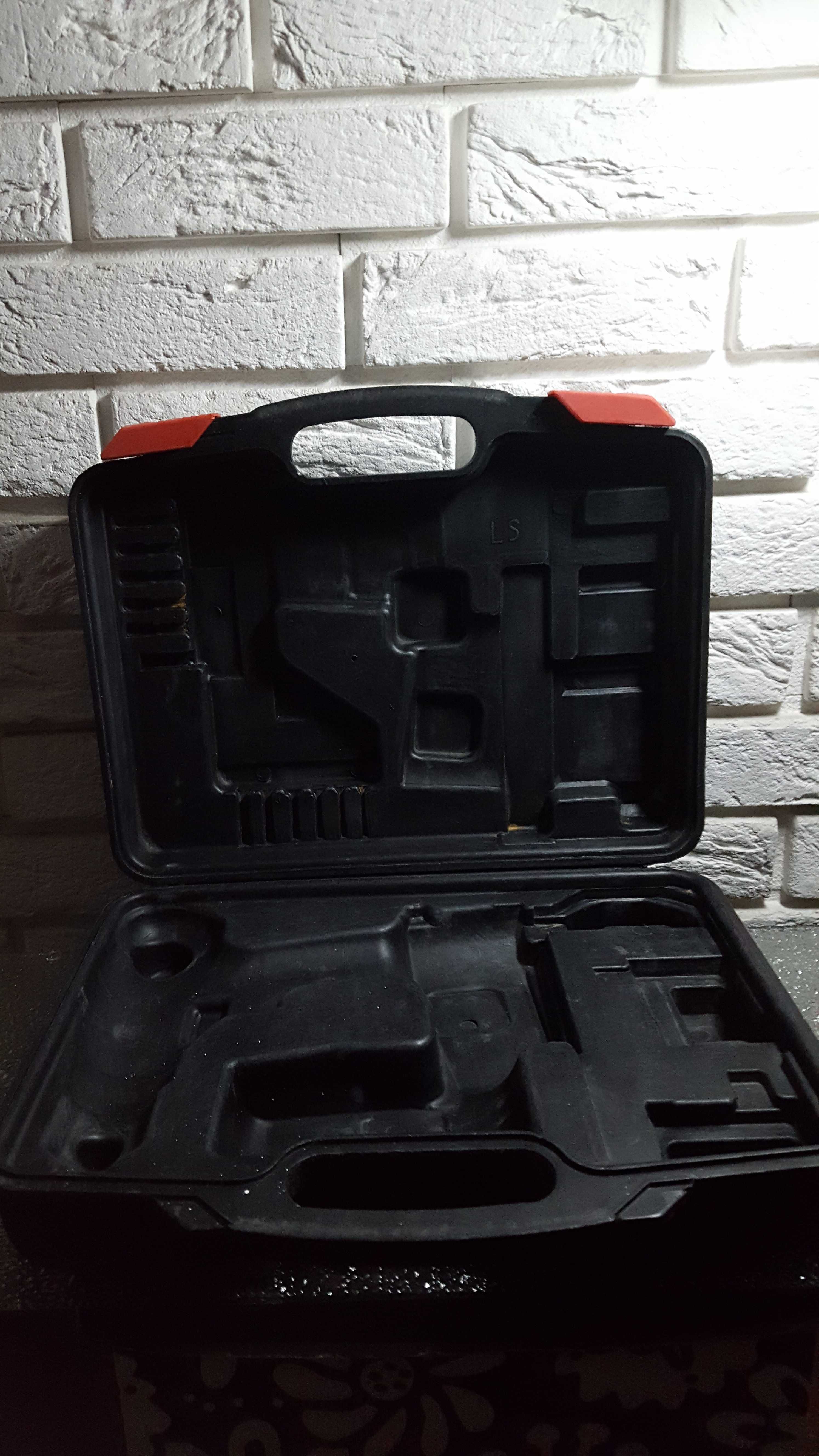 Walizka  Topex Graphite