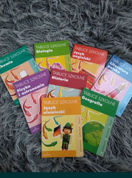 Zestaw nowych tablic szkolnych