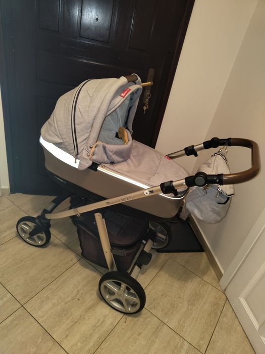 Espiro Next Manhattan - wózek 2w1 + przejściówki Cybex skorupa