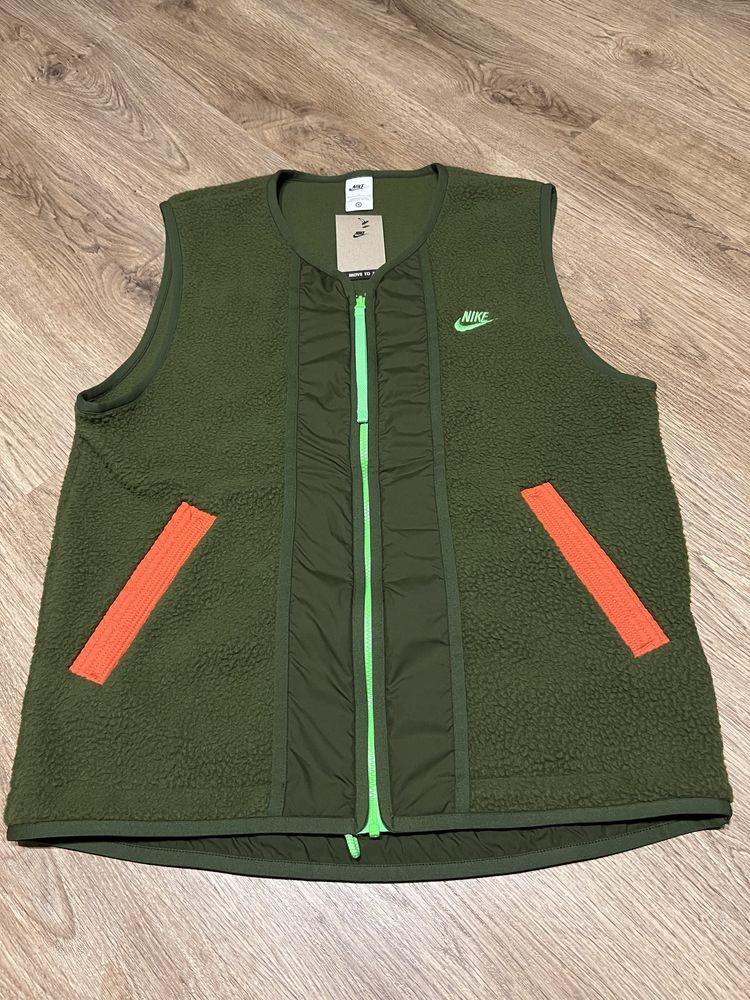 Nike sherpa ( нова з біркою )