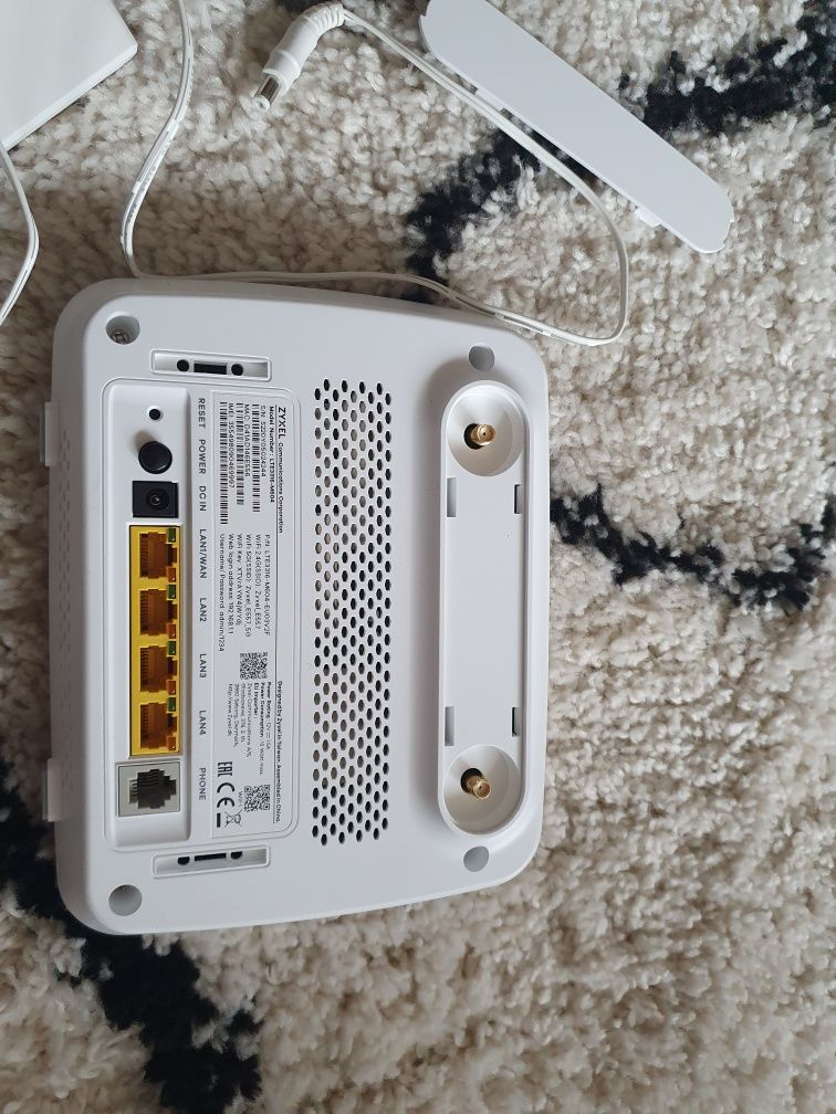 Zyxel router używany