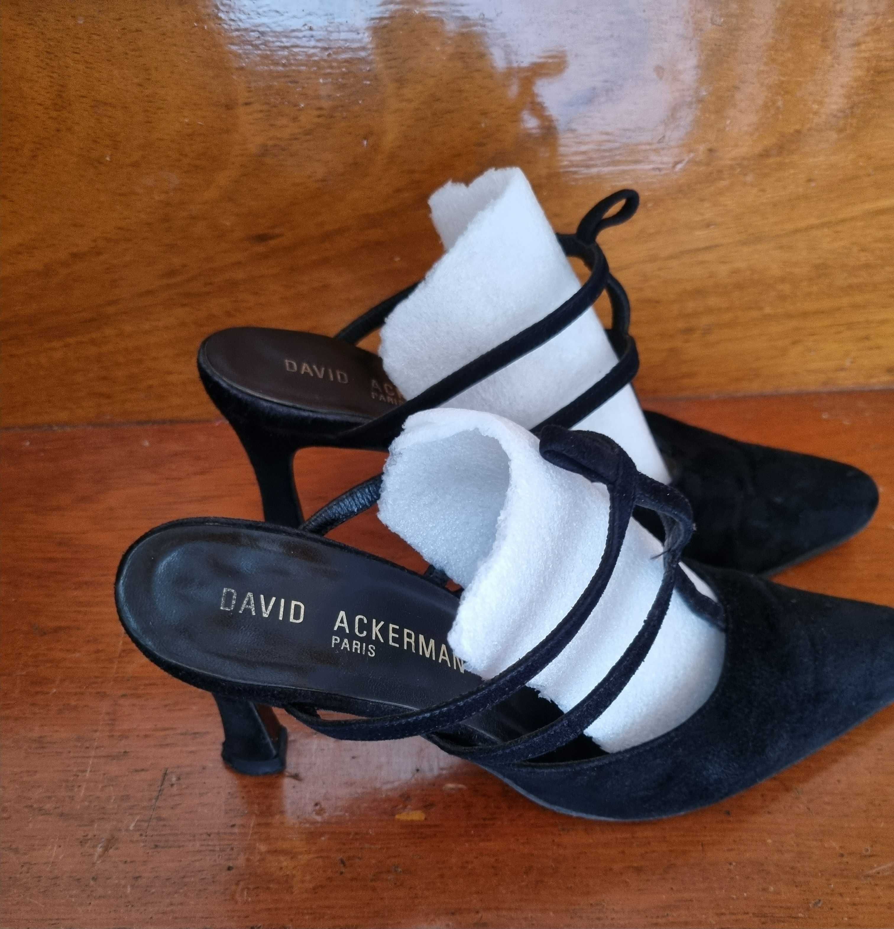 Sapatos pretos  David Ackerman - muito elegantes
