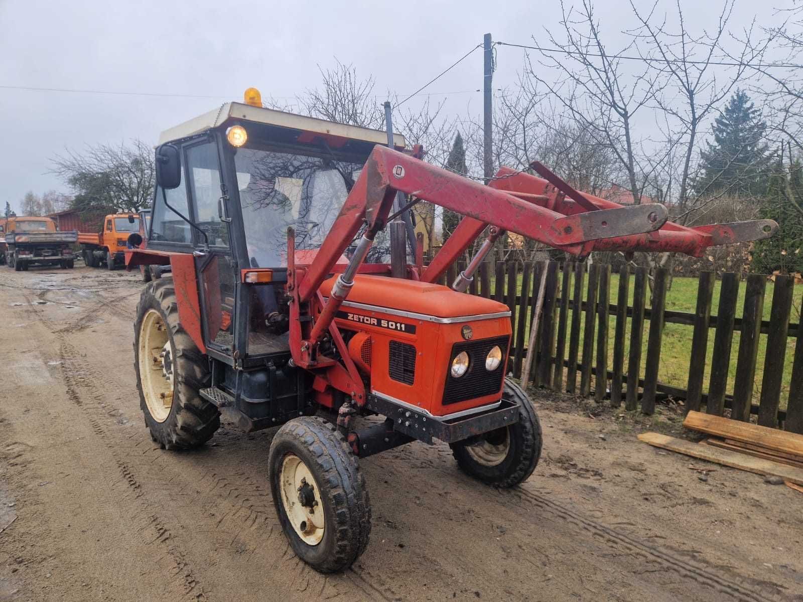 Zetor 5011 rok 1982 przebieg 2500 motogodzin