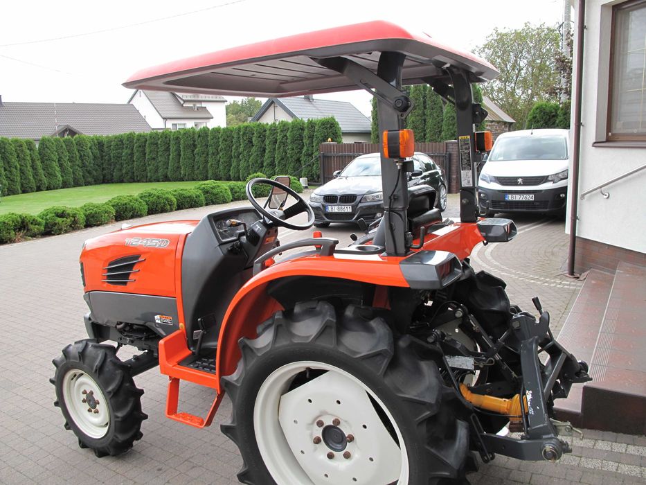 Mini Traktorek Kubota T245 4X4 25KM Wspomaganie Rewers Mały Ogrodniczy