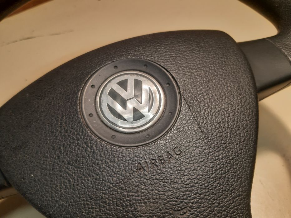 Volkswagen Caddy 03-10r. poduszka powietrzna kierownicy