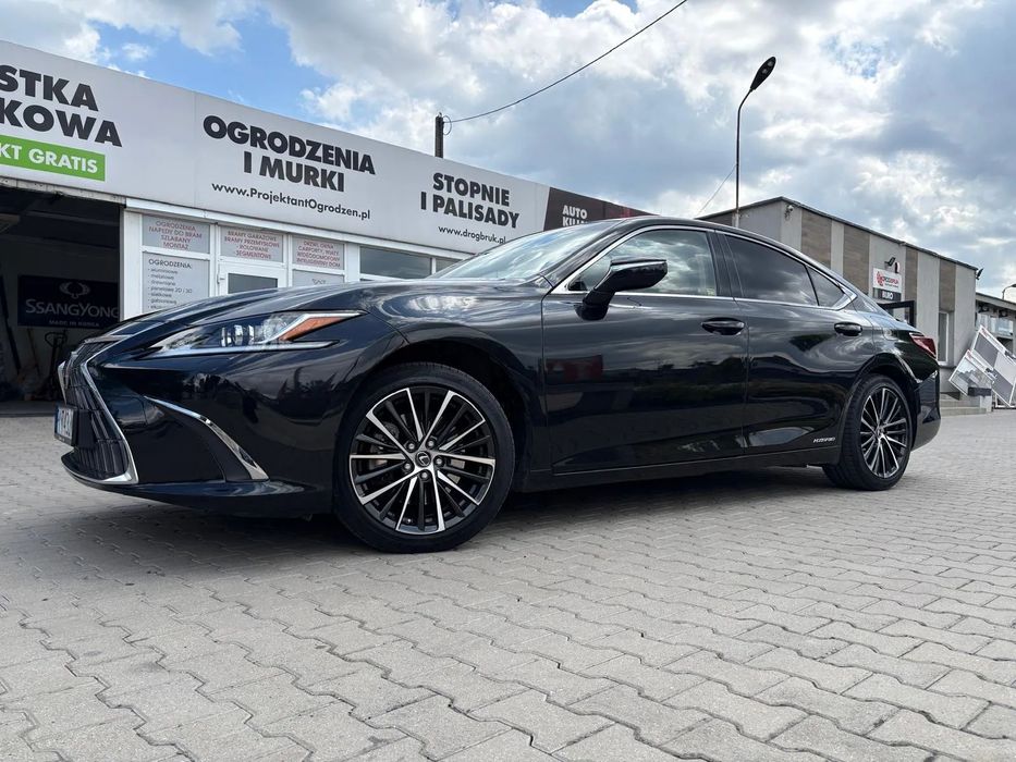 Lexus ES Lexus ES 300h Salon Polska! Serwisowany! Bezwypadkowy!