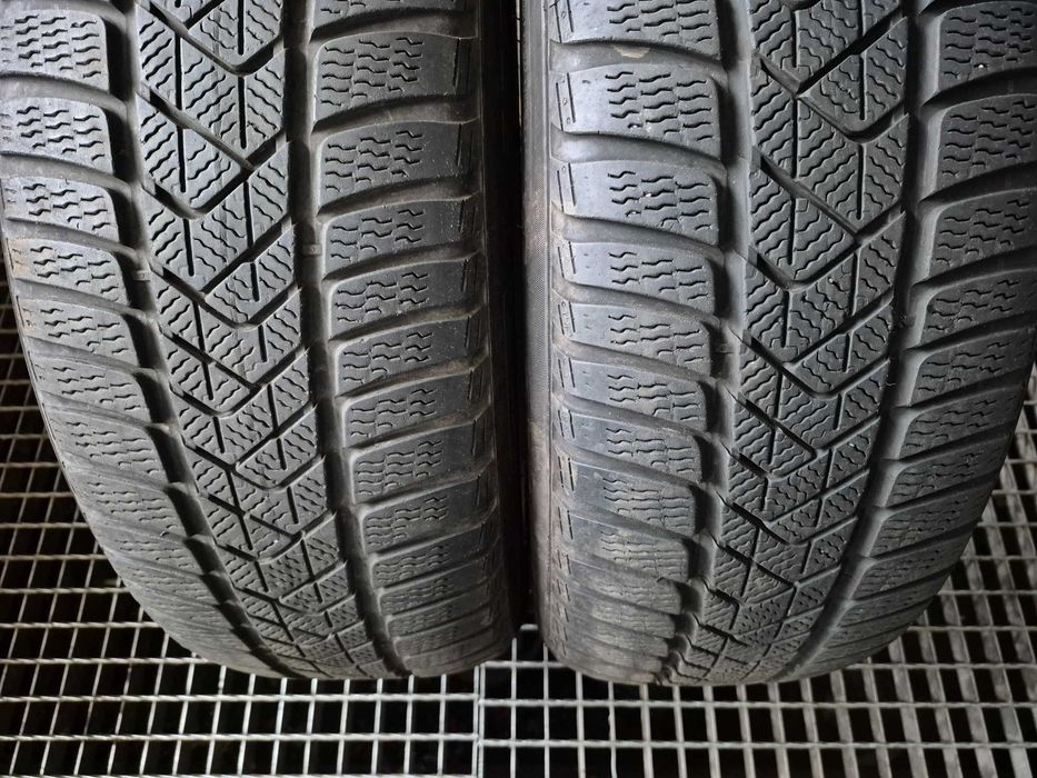 PIRELLI Winter SOTTOZERO 3   225/55R17   MO