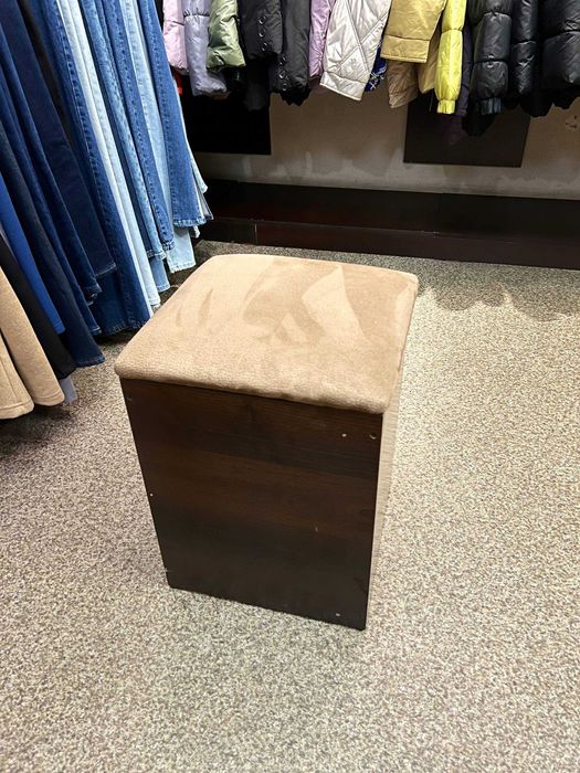 пуфик в прихожу, квартиру, магазин