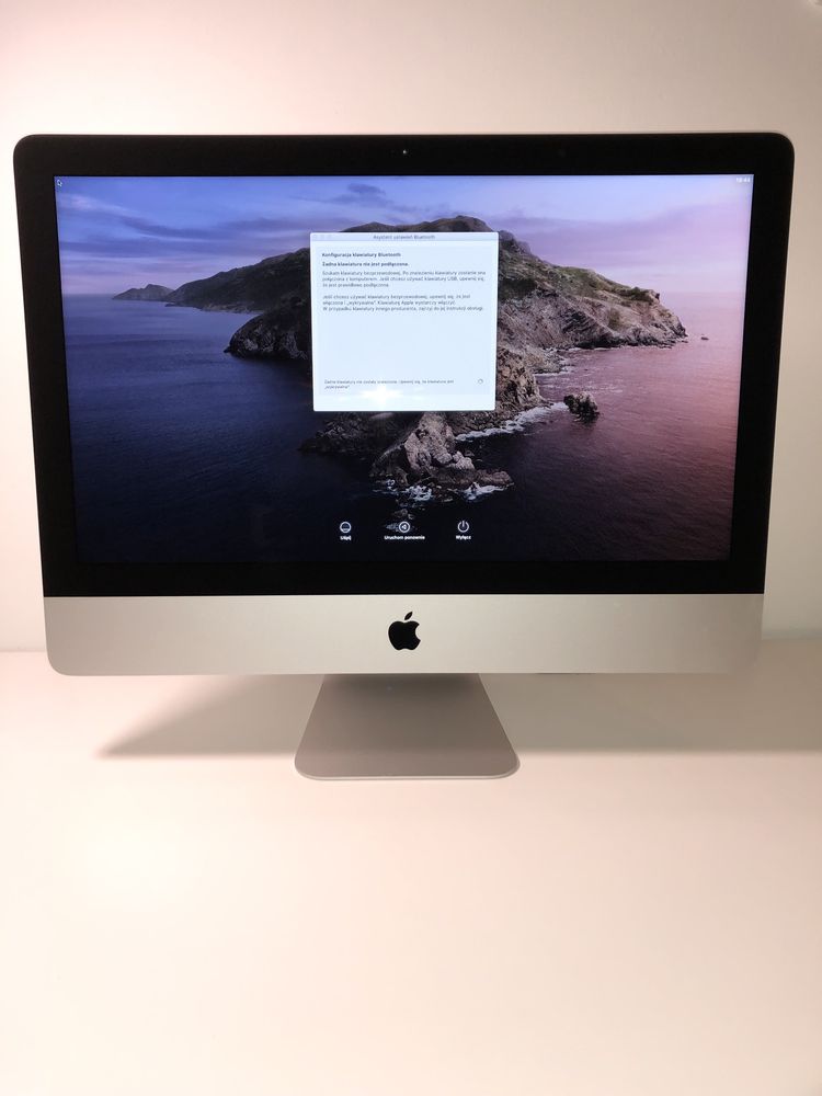 Imac 21 2014. 1T 8gb ram  stan idealny