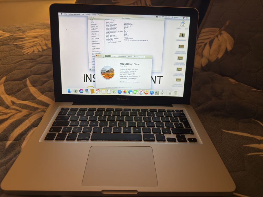 Macbook parametry na zdjeciu