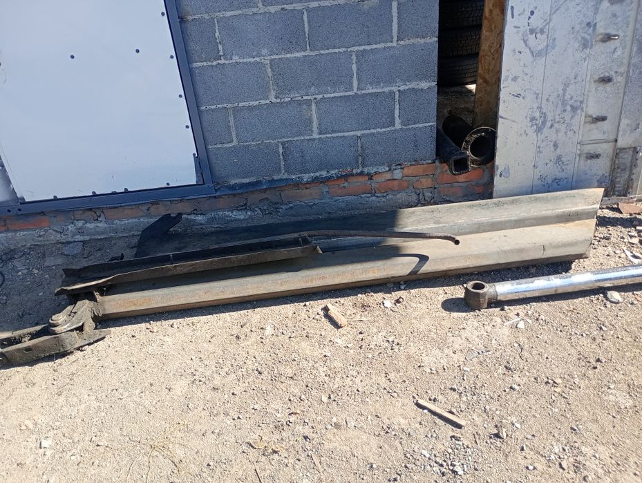 Продам   маніпулятора hiab100  по кусками.