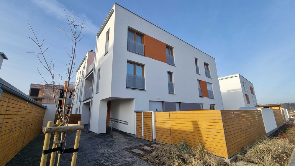 Nowe słoneczne mieszkanie + skrytka, Dopiewiec,Leśna Polana