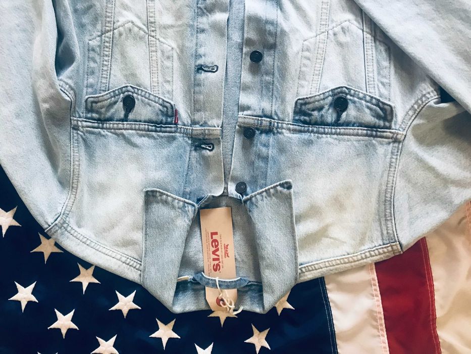 Куртка жакет Levis р.S (44-46)