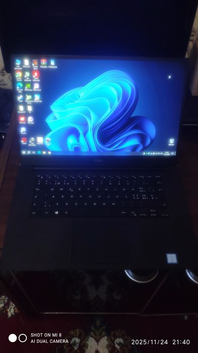 Ноутбук dell xps 15 7590 gtx1650 i7 9750h