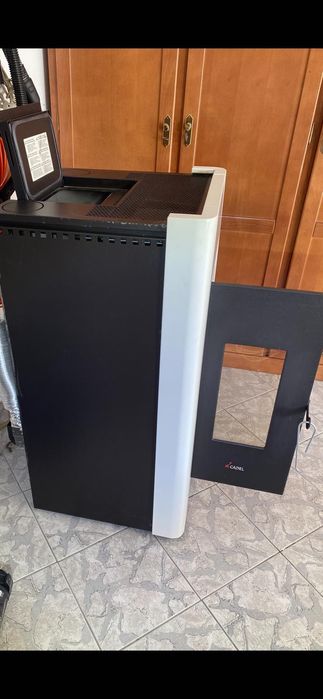 Salamandra como nova  á pelletes.