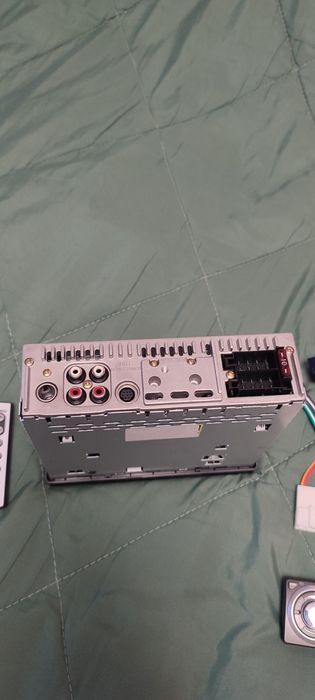 Автомагнитола LG TCH-М1000R