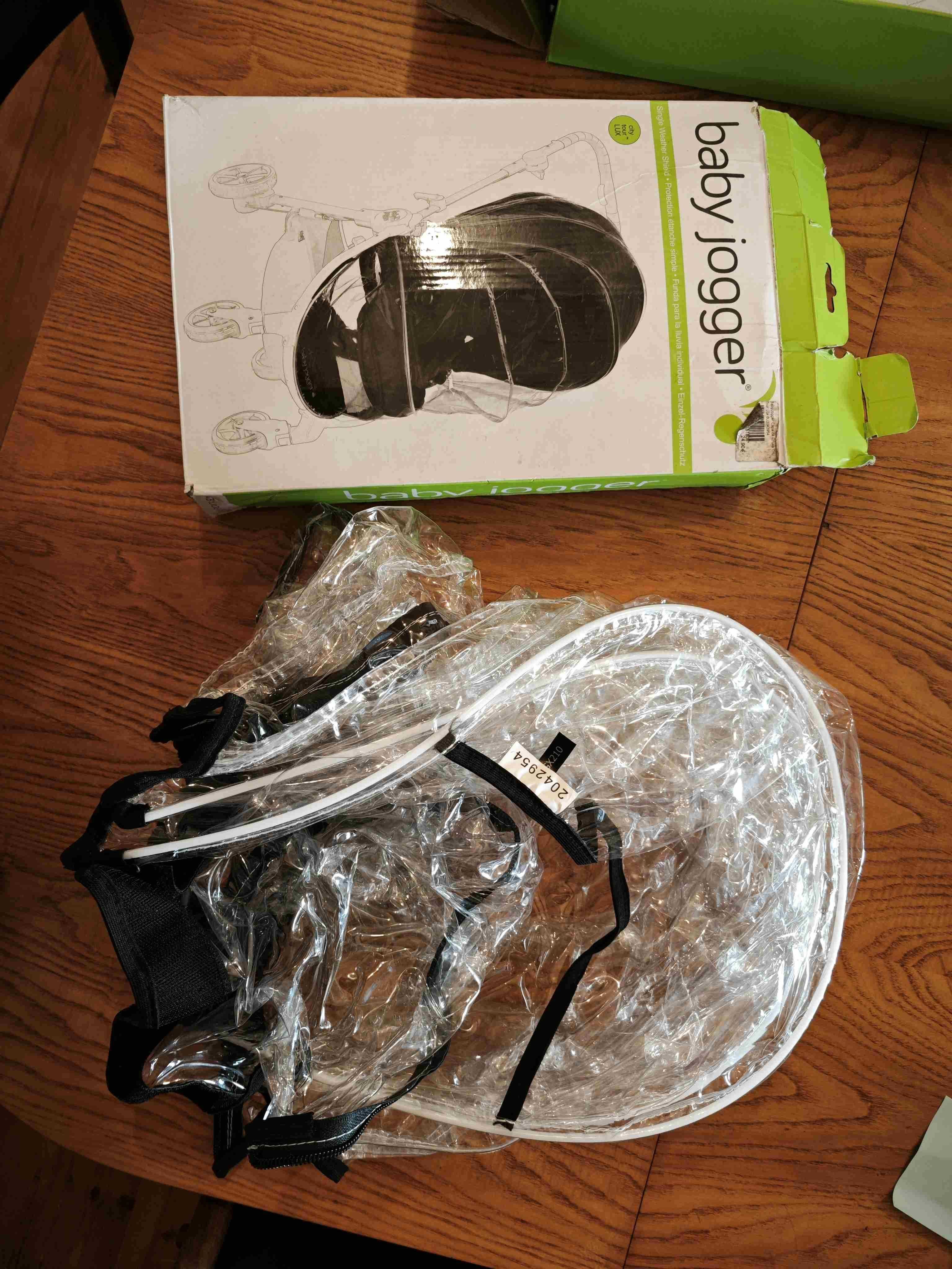 Baby Jogger City Lux e adaptadores Ovo Cybex + protector chuva