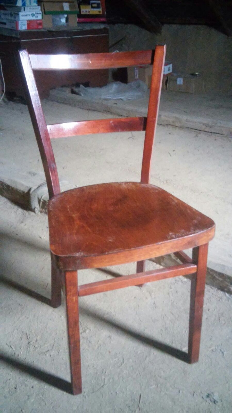 Продам крісла деревяні.