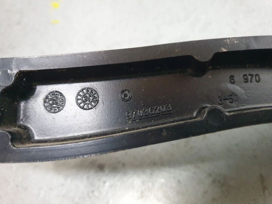 Haste / braço de escova limpa vidros frente esquerda RENAULT Trafic II