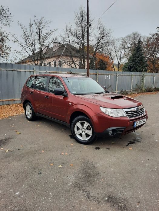 Автомобіль Subaru Forester AWD