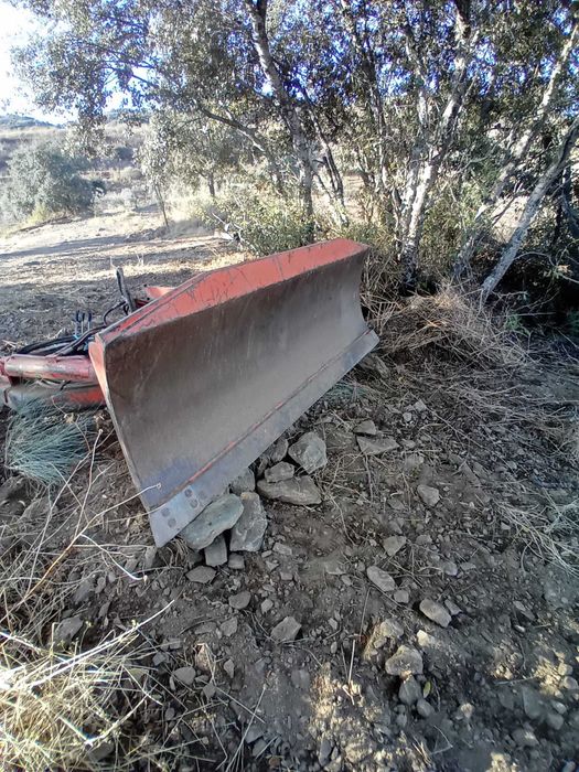 Bulldozer para trator