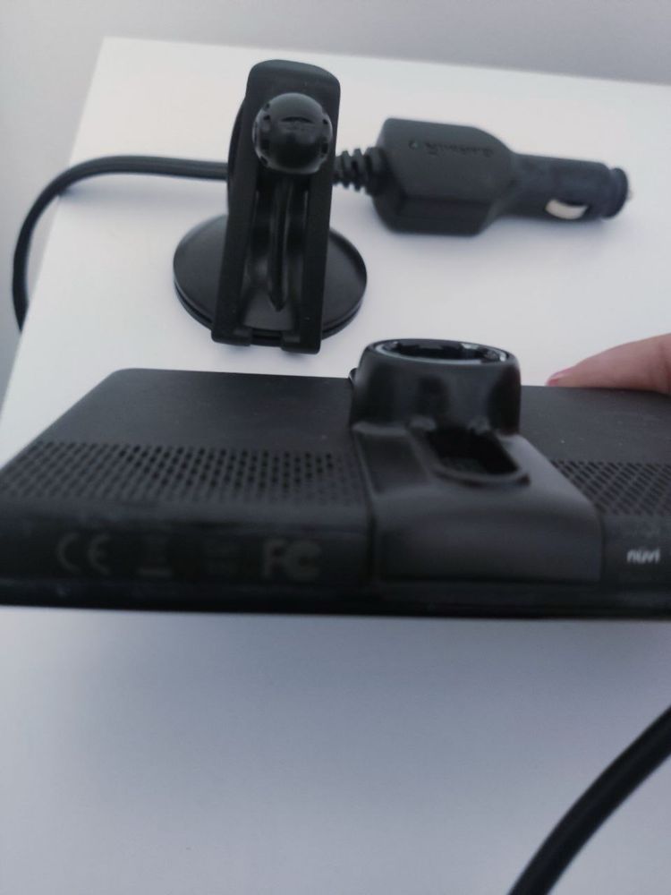 GPS Навигатор Garmin Nuvi