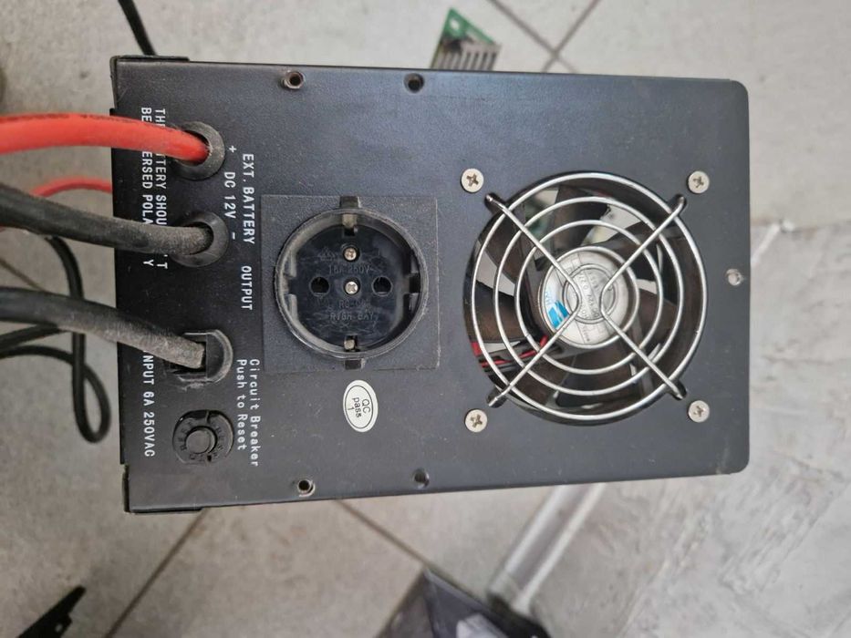 Джерело безперебійного живлення Luxeon UPS-1000ZX