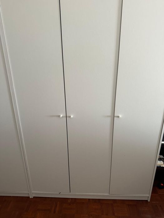 Roupeiro branco ikea