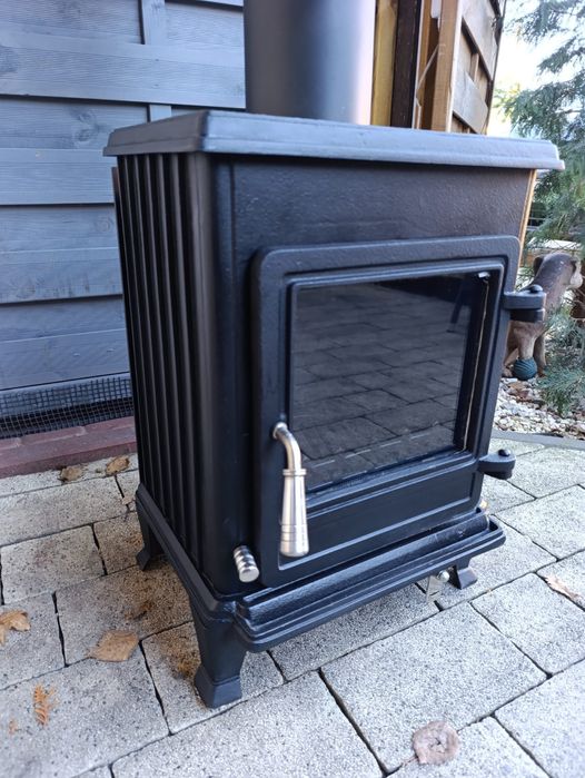 Kominek żeliwny wolnostojący 7 kw z Norwegii