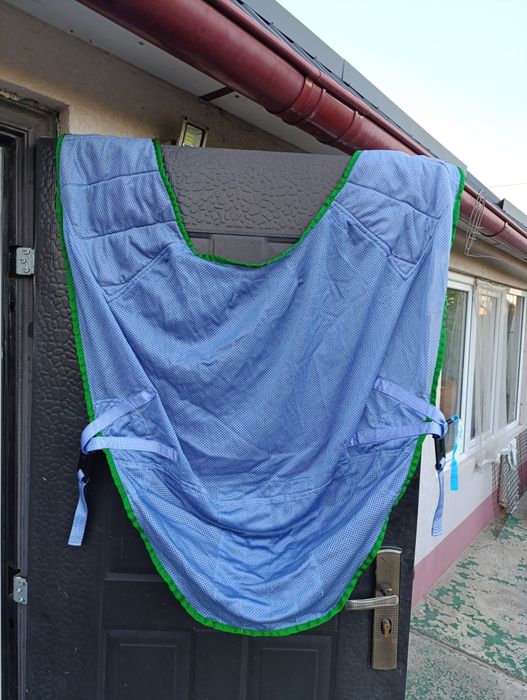 Попона для коня.   .