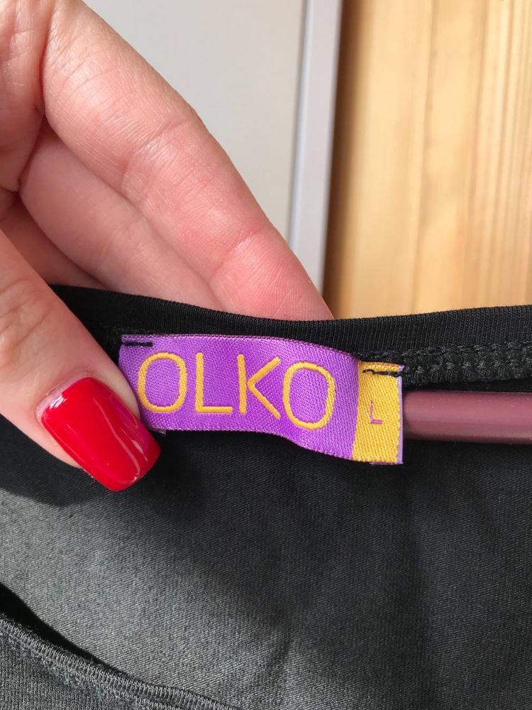 Жіноча футболка Olko (L)