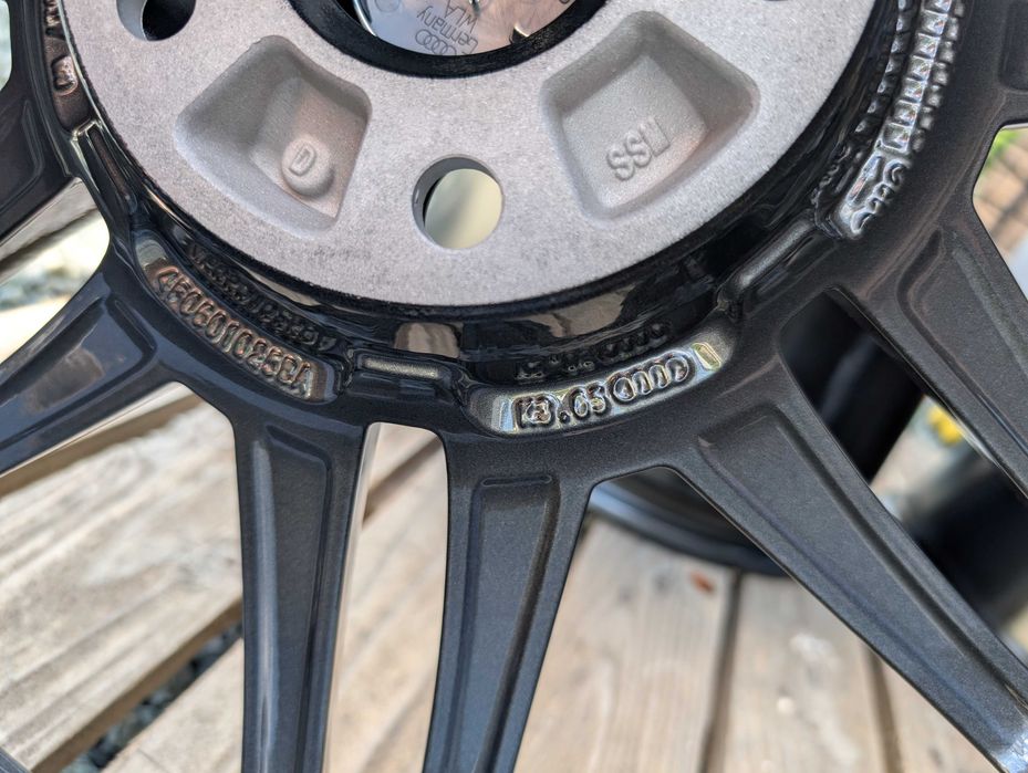Oryginalne felgi Audi 19" 5x112 8.5J ET49 A6 S6 4F0 A3 A4 A8
