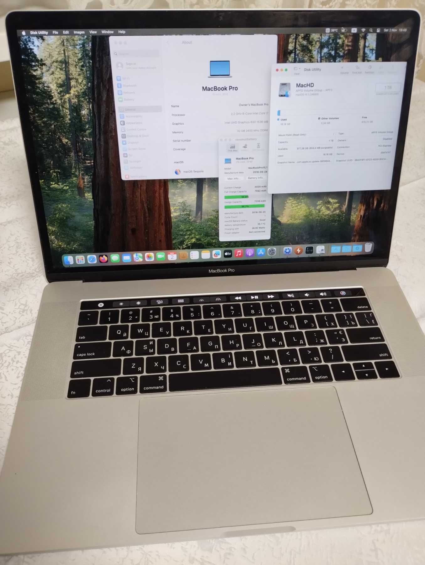 Apple Macbook Pro 15" 2018 i7, Radeon Pro555x, 32Gb, 1TB SSD,Silver БУ