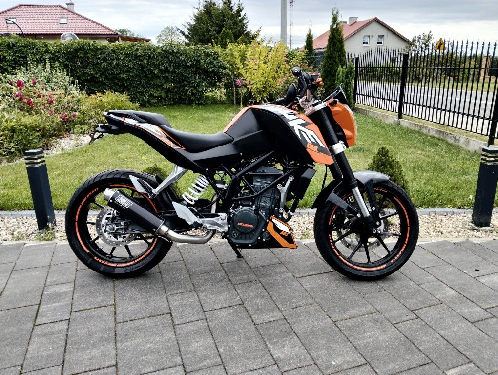 KTM Duke 125 z ABS kat A1/B bardzo zadbany Transport