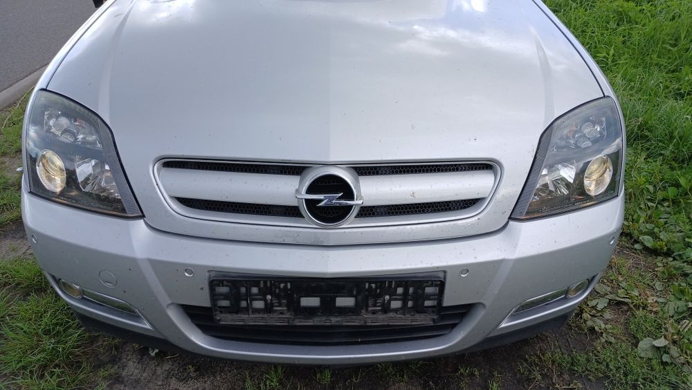 Zderzak przedni Opel Vectra C Signum GTS  Z157