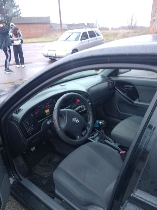 Продам Hyundai elantra