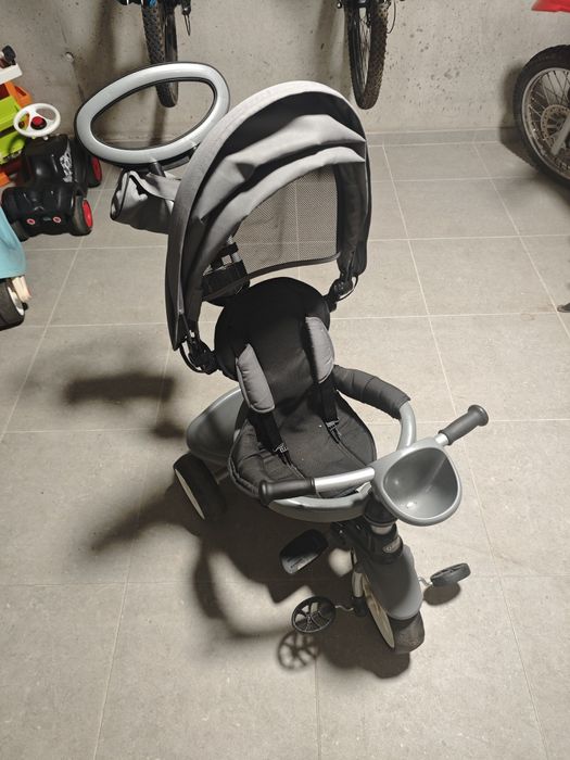 Triciclo infantil em muito bom estado